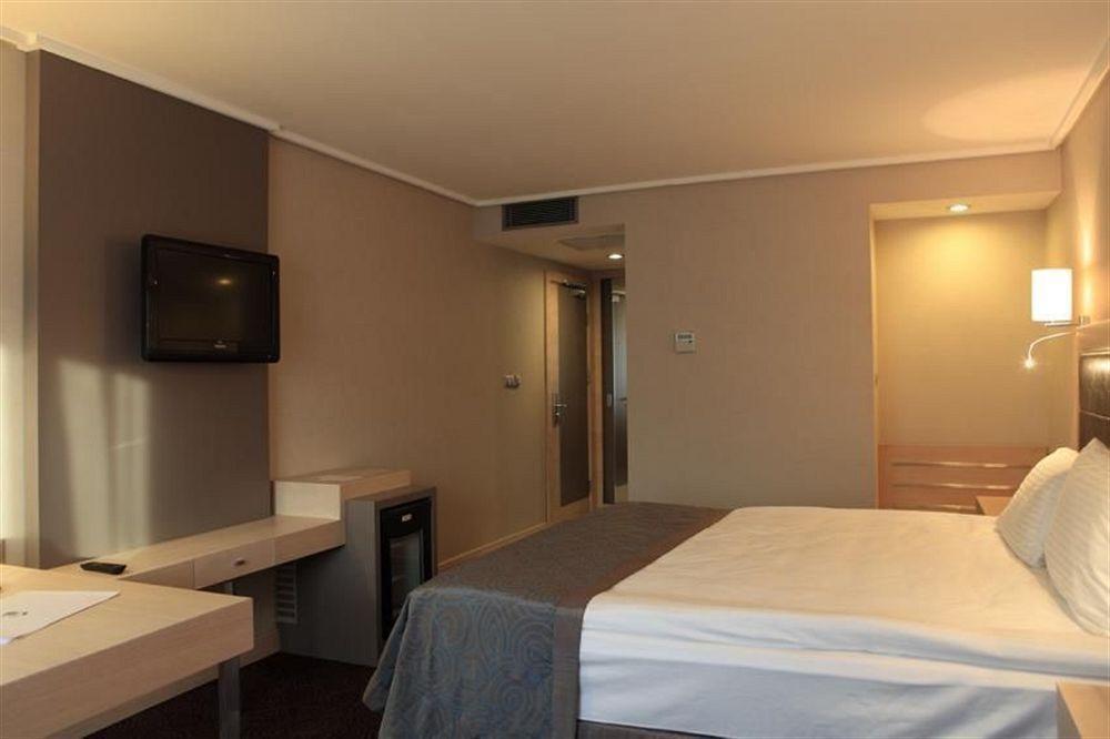 Eyuboglu Hotel Ankara Exterior photo